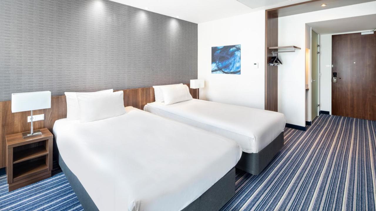 Holiday Inn Express Utrecht - Papendorp By Ihg Екстериор снимка