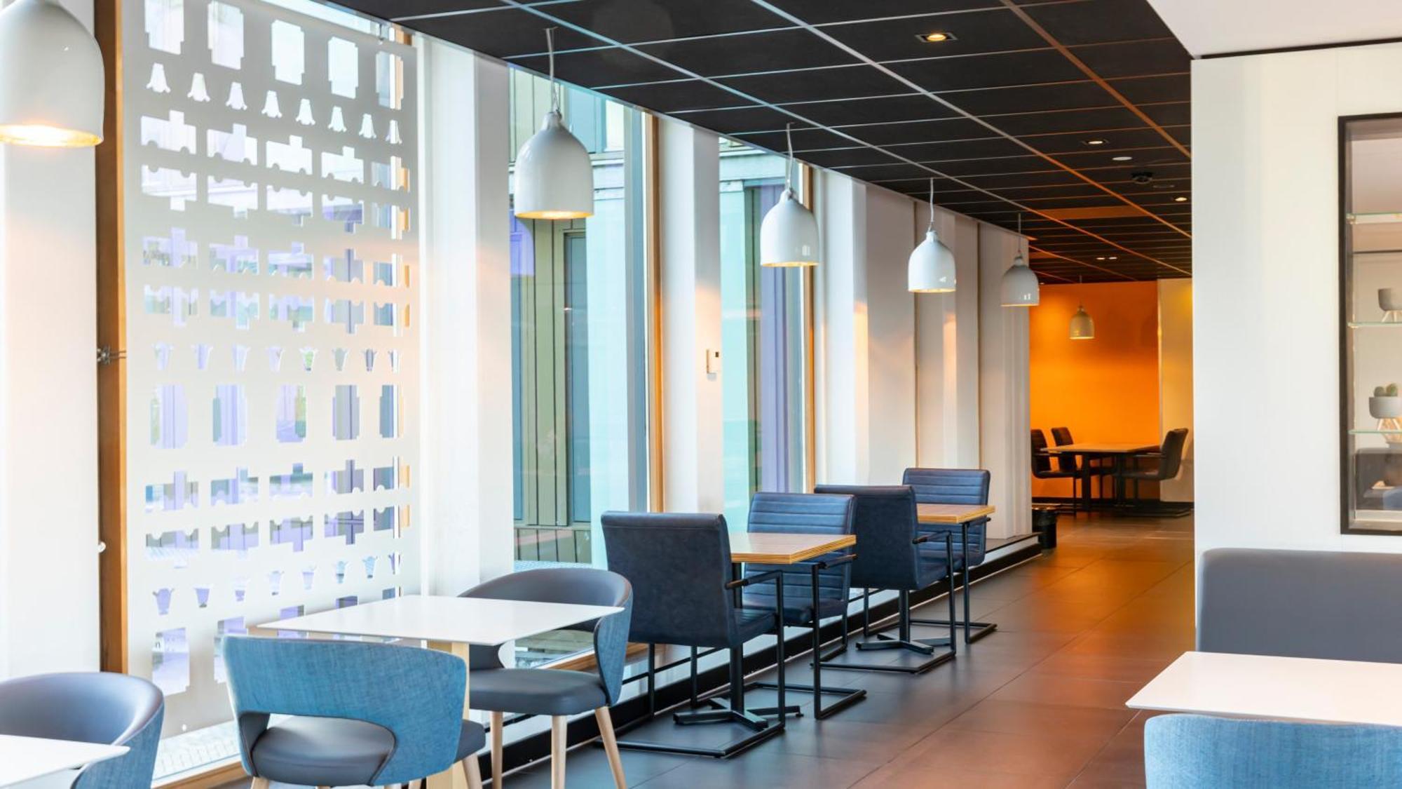 Holiday Inn Express Utrecht - Papendorp By Ihg Екстериор снимка