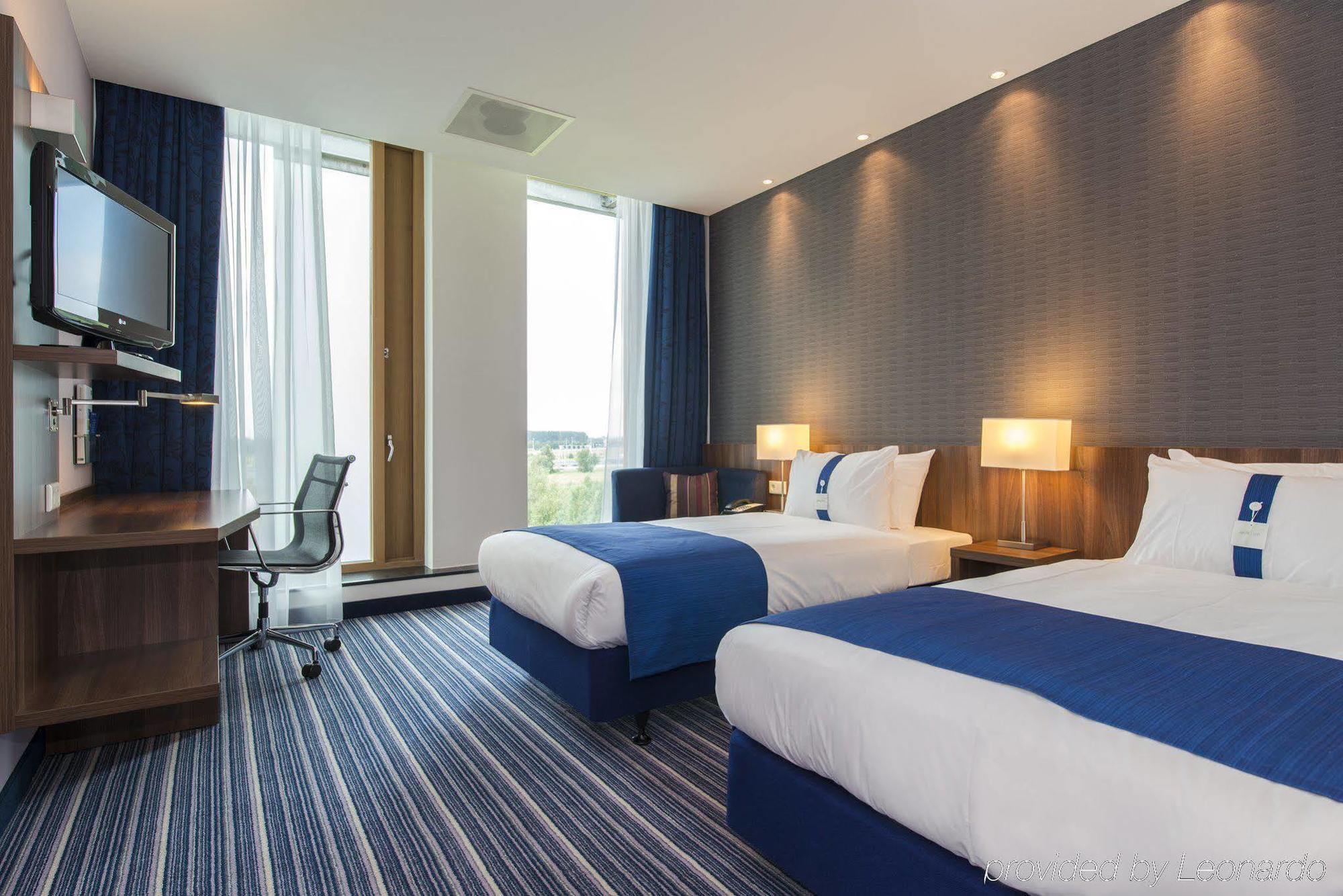Holiday Inn Express Utrecht - Papendorp By Ihg Екстериор снимка