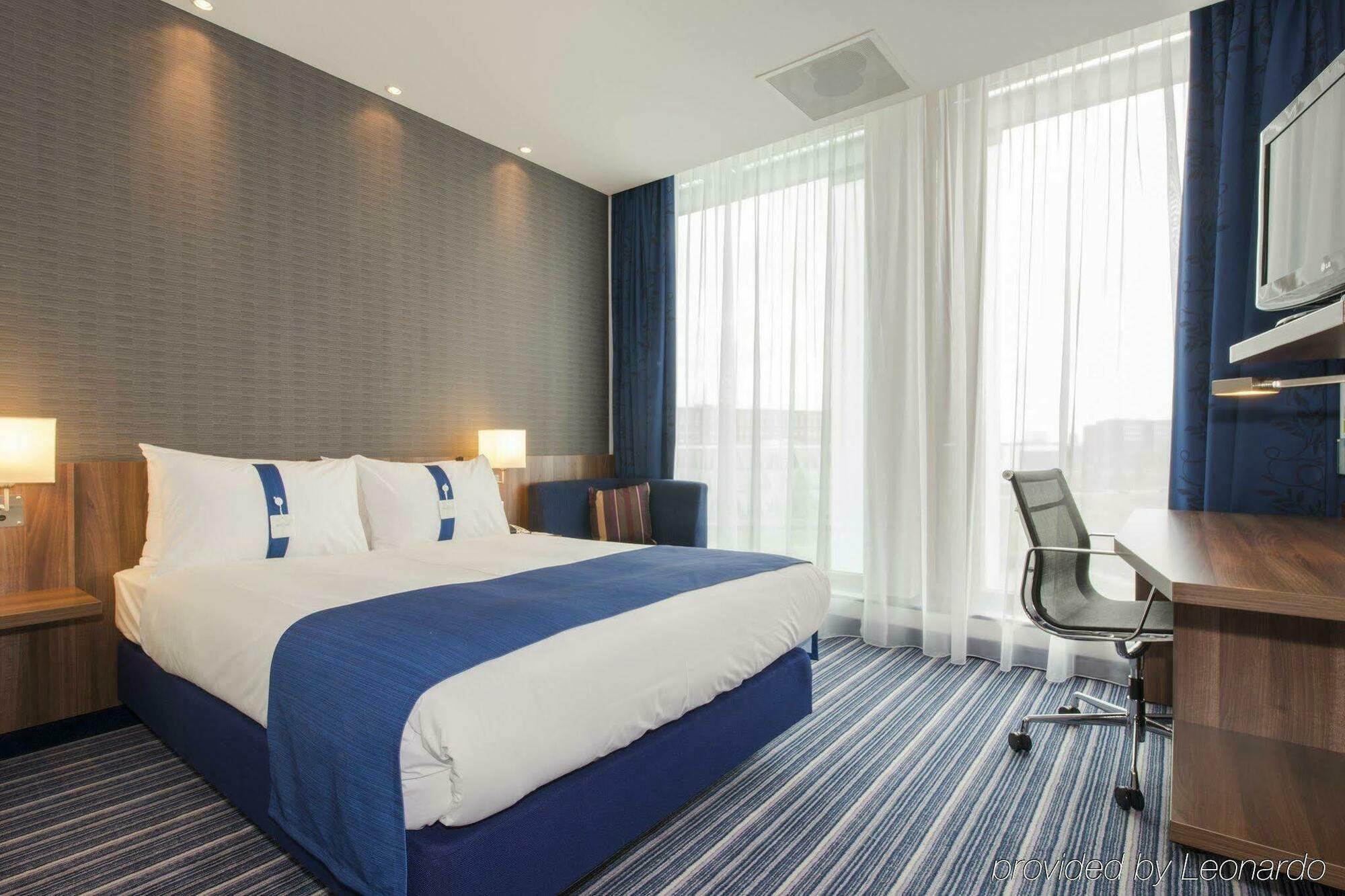 Holiday Inn Express Utrecht - Papendorp By Ihg Екстериор снимка