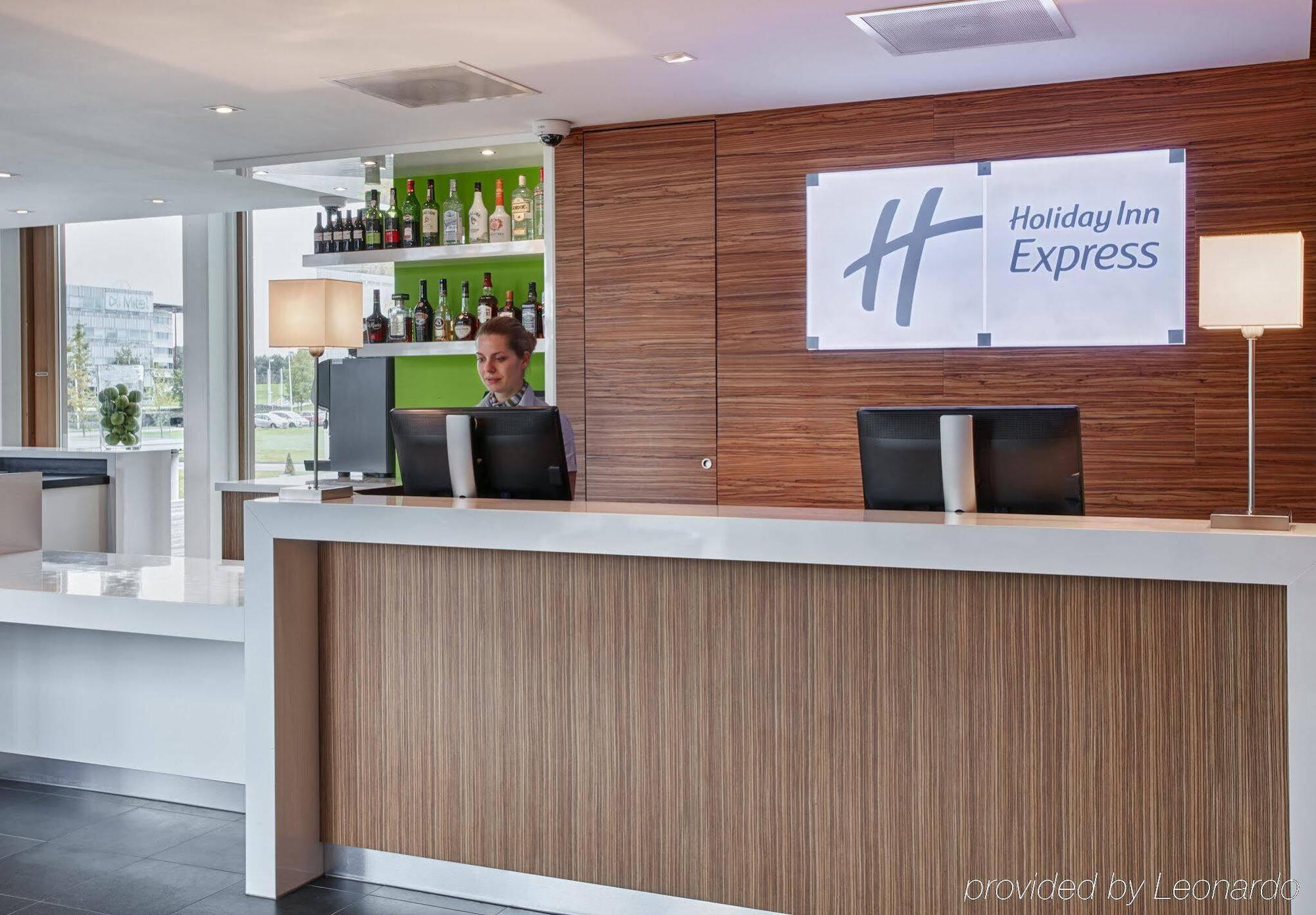Holiday Inn Express Utrecht - Papendorp By Ihg Екстериор снимка