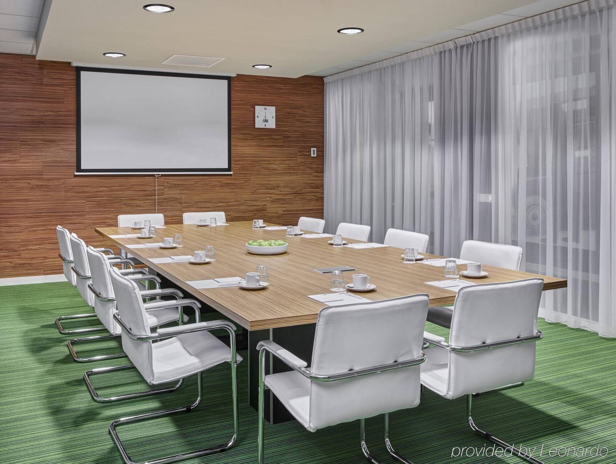 Holiday Inn Express Utrecht - Papendorp By Ihg Екстериор снимка
